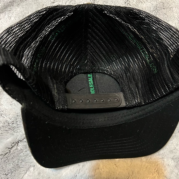 Hat - Picture 2 of 6